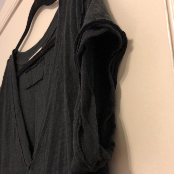 We The Free Distressed V-Neck T-Shirt - Picture 3 of 7